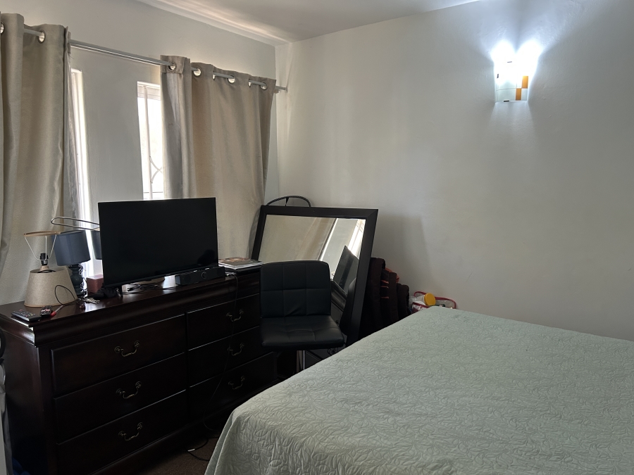 2 Bedroom Property for Sale in Durbanville Western Cape